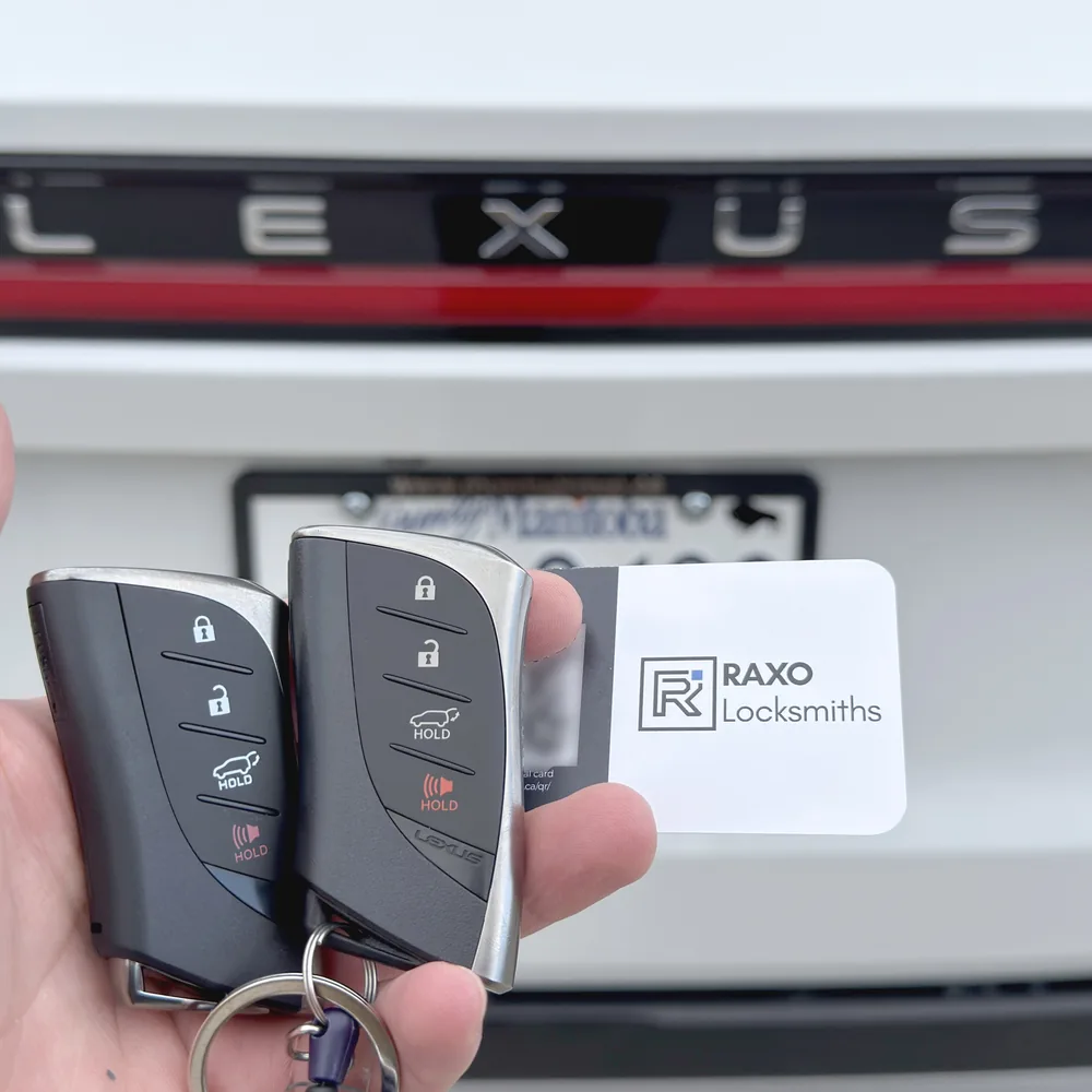 Lexus smart key cut and programmed in Winnipeg